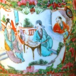 清 开光人物花鸟胆瓶