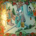 清 开光人物花鸟胆瓶