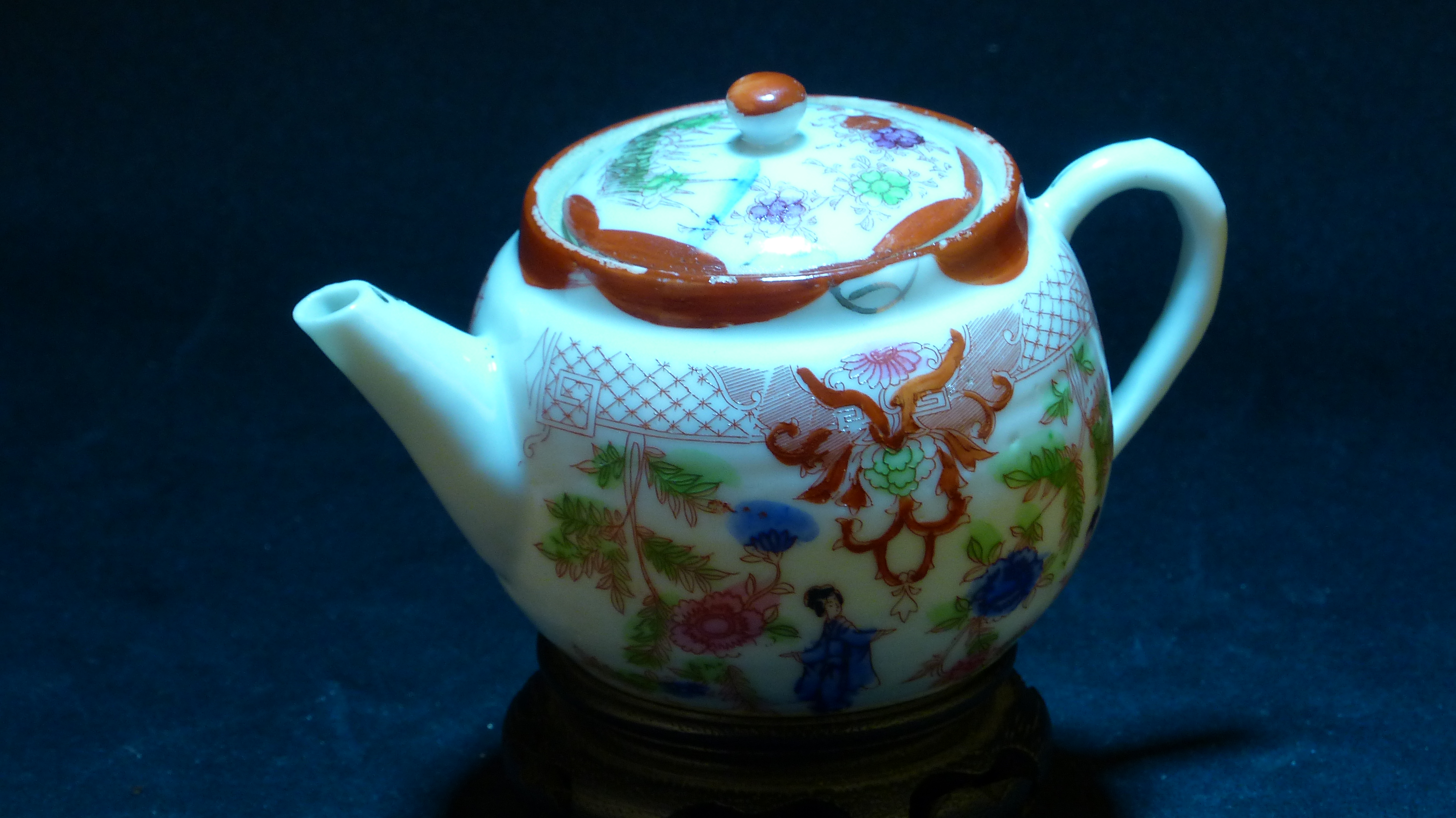 日本江户时代仕女小茶壶– [临渊阁]天地一家春