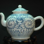 素描青花瓷茶壶 - Image 2