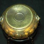 明 雕如意瓜棱輔首双耳铜香炉 - Image 7