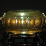 明 雕如意瓜棱輔首双耳铜香炉 - Image 6