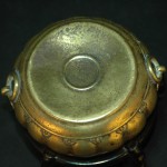 明 雕如意瓜棱輔首双耳铜香炉 - Image 5
