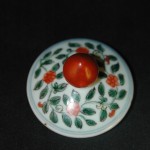 明万历 五彩穿花龙凤纹高足执壶 - Image 12