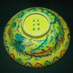明 弘治 鸡油黄釉绿彩法华彩龙凤纹折腰花口碗 - Image 4