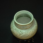 清 青釉 开片草叶纹罐 - Image 7