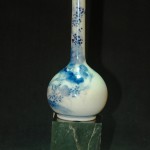 清  花草纹青花长颈瓶 - Image 2