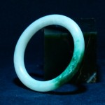 冰糯阳绿翡翠手镯 - Image 2
