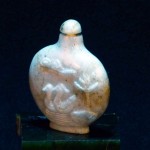 清 刻花草阳绿翡翠鼻烟壶 - Image 13