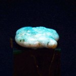 清 刻花草阳绿翡翠鼻烟壶 - Image 11