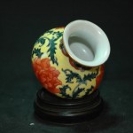 (仿品) 康熙款 珐琅彩缠枝牡丹纹小樽 - Image 10