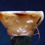 松山荡舟青白玉爵杯 - Image 10
