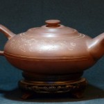 金鱼纹紫砂壶 - Image 5
