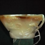 松山荡舟青白玉爵杯 - Image 56