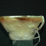松山荡舟青白玉爵杯 - Image 52