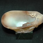 松山荡舟青白玉爵杯 - Image 47