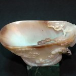 松山荡舟青白玉爵杯 - Image 39