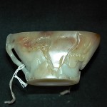 松山荡舟青白玉爵杯 - Image 6