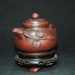 桃纹紫砂壶 - Image 2