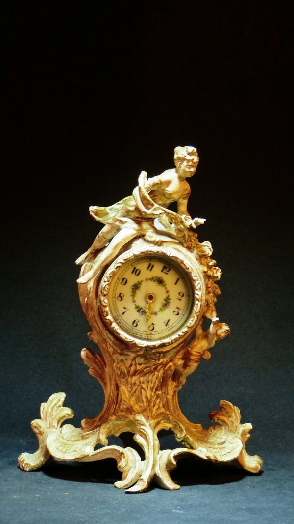 维多利亚风格铜钟