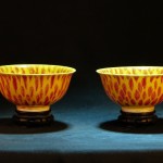 大明弘历款　黄釉红点色斑彩纹碗（对） - Image 11