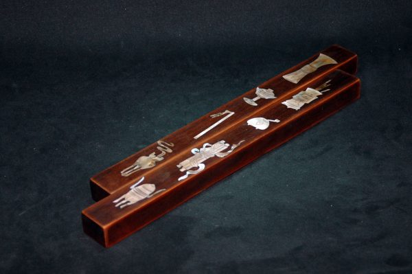 ▽鴻▽ 花梨木製 細密彫 竹節紋 鎮尺一對 置物 古賞物 中国古玩 中国古美術