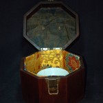 清康熙仿“大明成化斗彩鸡缸杯” - Image 7