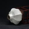 唐 青白釉 玄纹八棱长颈瓶 （长颈残断） - Image 4