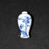 乾隆款 青花梅纹微型梅瓶 - Image 7