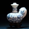 明萬曆  青花缠枝莲纹缠枝菊花纹军持 - Image 37