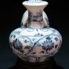 明萬曆  青花缠枝莲纹缠枝菊花纹军持 - Image 33