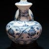明萬曆  青花缠枝莲纹缠枝菊花纹军持 - Image 32