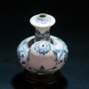 明萬曆  青花缠枝莲纹缠枝菊花纹军持 - Image 23