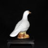 清乾隆 白釉瓷雕和平鸽摆件 - Image 5