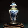 大明成化款 青花花卉纹铁锈边将军罐 （有残） - Image 22
