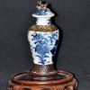 大明成化款 青花花卉纹铁锈边将军罐 （有残） - Image 42
