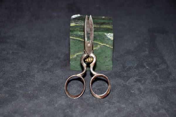 H Cronwell Buttonhole Scissors 裁缝衣扣缝剪刀