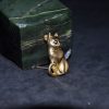 猫形金胸针